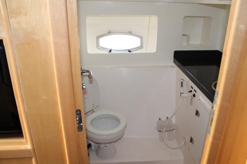 yacht charter Muscat Oman