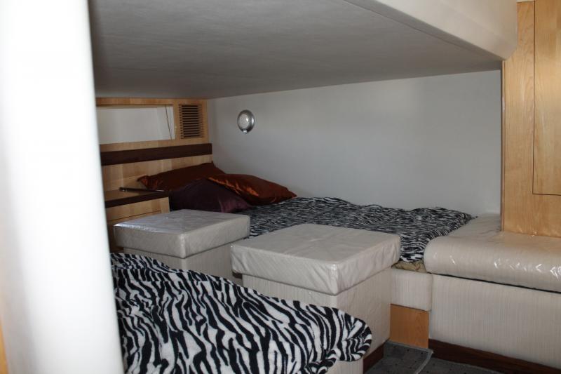 yacht charter Muscat Oman